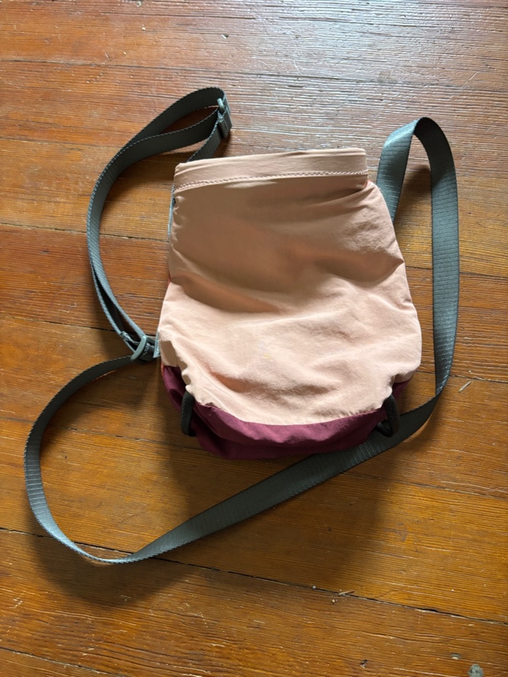 Lululemon water tote Two-Tone Pink & Burgundy Crossbody Sling Bag